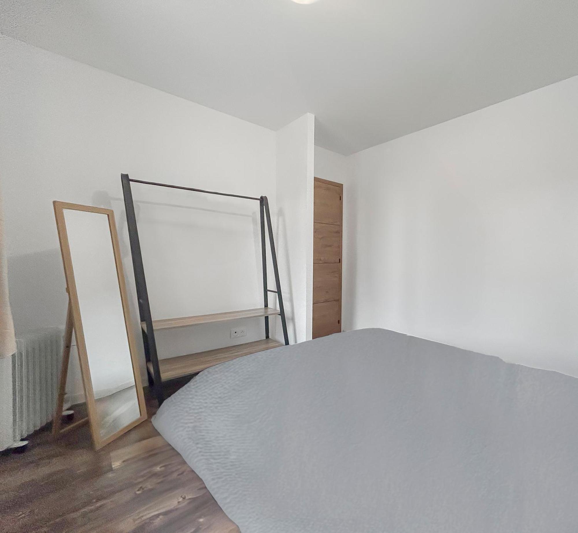 Maisonnette Lumineuse Avec Jardin Bordeaux Arena Bouliac